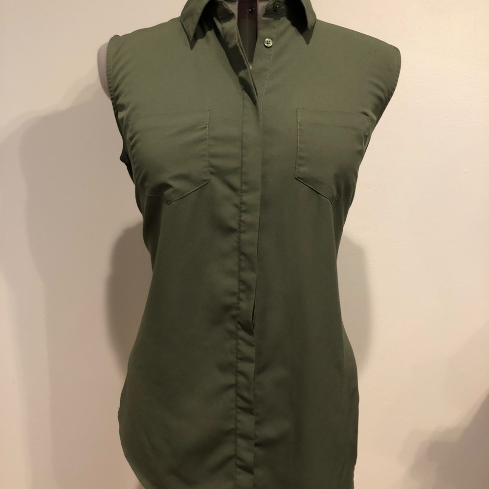 *SALE* Merona Military Chic button down (L)
